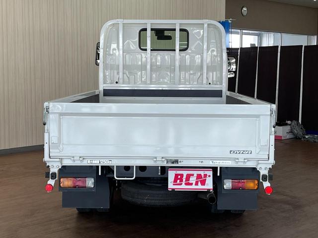 TOYOTA DYNA TRUCK