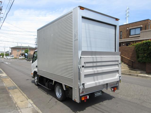 TOYOTA DYNA TRUCK