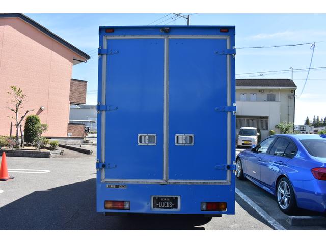 TOYOTA DYNA TRUCK
