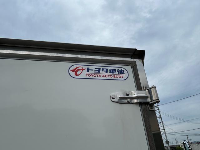 TOYOTA DYNA TRUCK