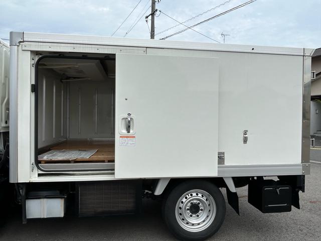 TOYOTA DYNA TRUCK