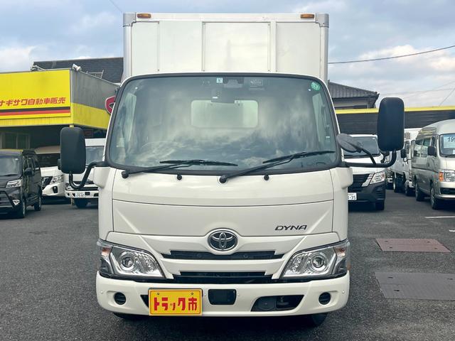 TOYOTA DYNA TRUCK