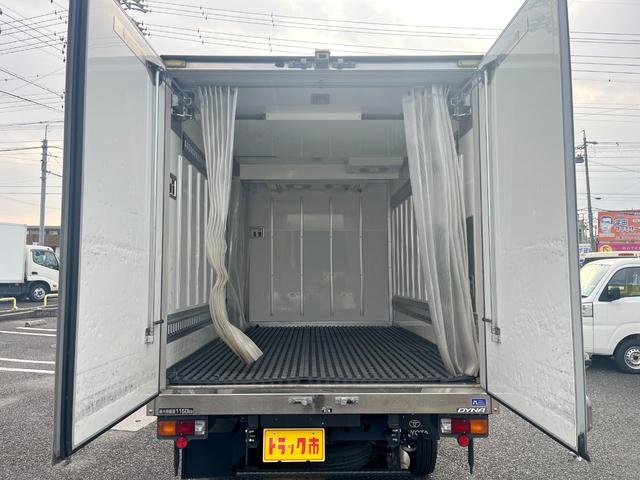 TOYOTA DYNA TRUCK