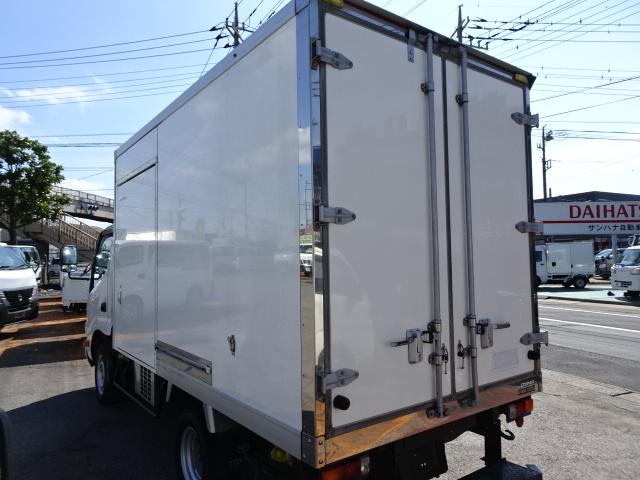 TOYOTA DYNA TRUCK
