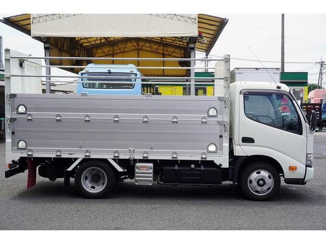 TOYOTA DYNA TRUCK