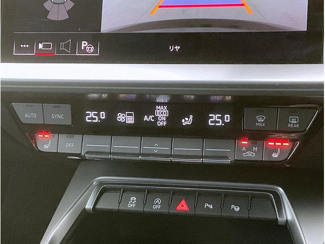 AUDI A3 SEDAN 30 TFSI S LINE