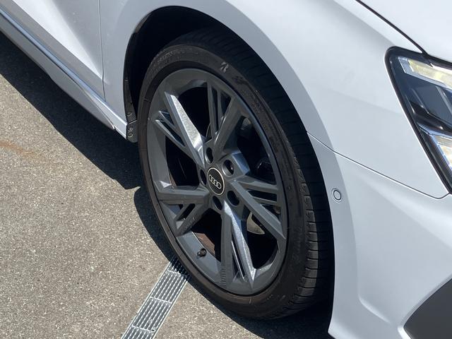 AUDI A3 SEDAN 30 TFSI S LINE