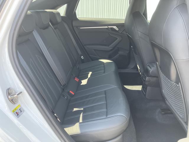 AUDI A3 SEDAN 30 TFSI S LINE