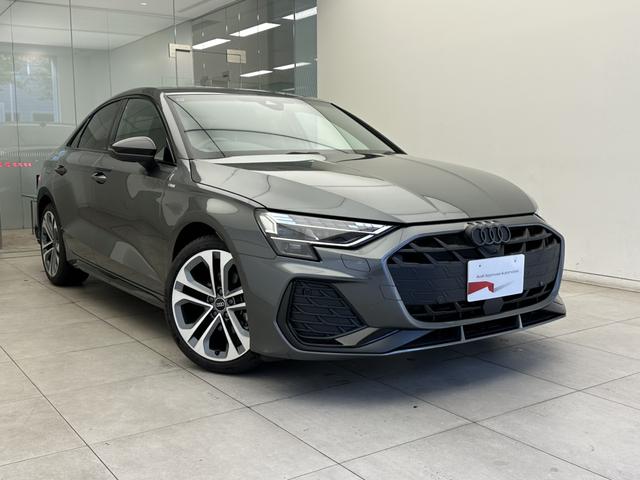 AUDI A3 SEDAN 30 TFSI S LINE