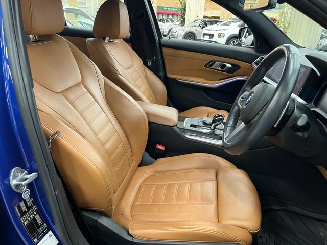 BMW 3 SERIES 320i M-SPORT