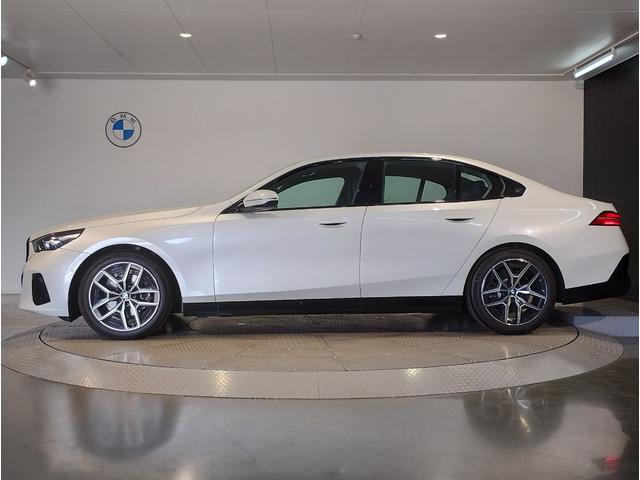 BMW 5 SERIES 523D X DRIVE M-SPORT