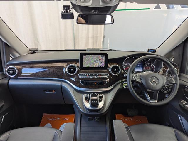 MERCEDES BENZ V-CLASS V220D AVANTGARDE LONG