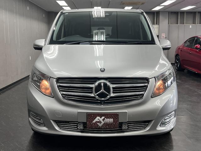 MERCEDES BENZ V-CLASS V220D TREND