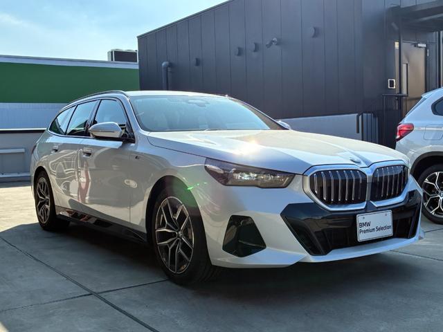BMW 5 SERIES 523i TOURING M-SPORT