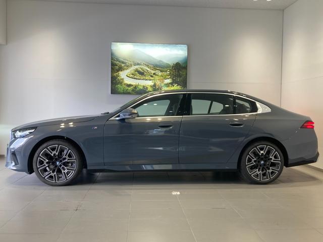 BMW 5 SERIES 525Li EXCLUSIVE M SPORT