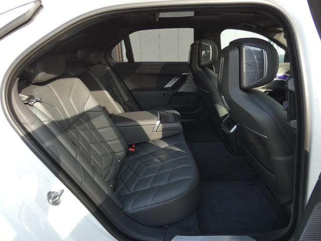 BMW 7 SERIES 740I EXCELLENCE