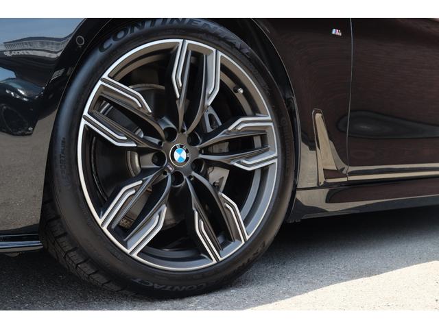 BMW 7 SERIES 740i M-SPORT