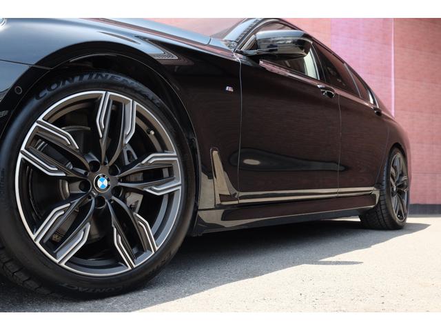 BMW 7 SERIES 740i M-SPORT