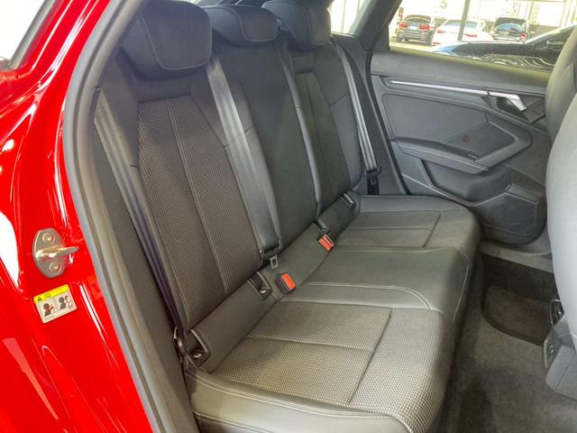 AUDI A3 SPORTBACK 30 TFSI S LINE
