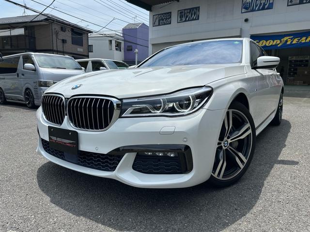 BMW 7 SERIES 740i M-SPORT