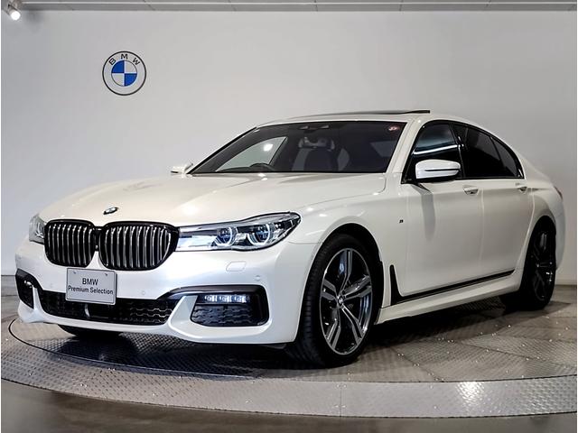 BMW 7 SERIES 740i M-SPORT