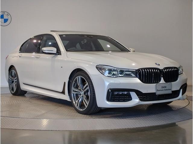 BMW 7 SERIES 740i M-SPORT