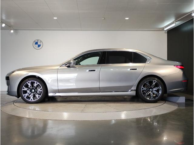 BMW 7 SERIES 740I EXCELLENCE