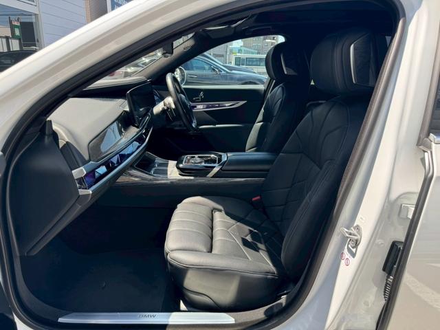 BMW 7 SERIES 740I EXCELLENCE
