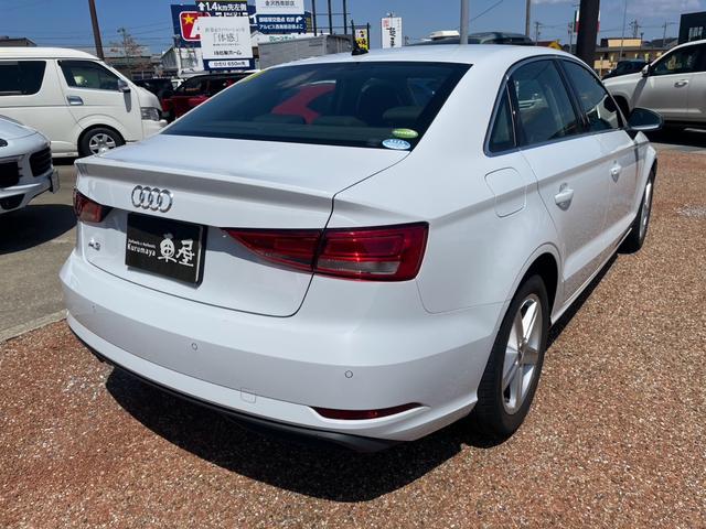 AUDI A3 SEDAN 30 TFSI