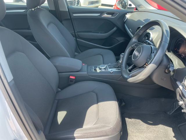 AUDI A3 SEDAN 30 TFSI
