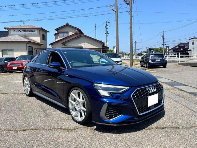 AUDI A3 SEDAN 30 TFSI S LINE