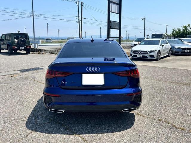 AUDI A3 SEDAN 30 TFSI S LINE