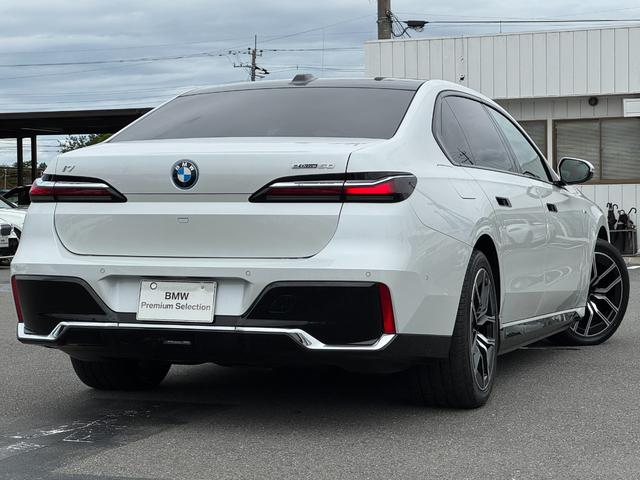 BMW i7 E DRIVE 50 M-SPORT