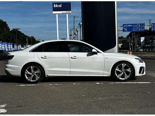 AUDI A4 35TFSI S-LINE