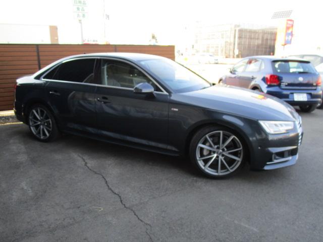 AUDI A4 2.0TFSI QUATTRO TUXEDO STYLE