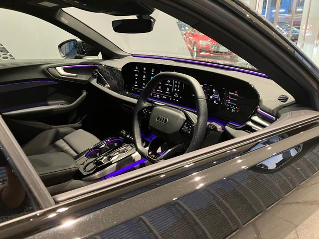 AUDI A5 TFSI 110KW S LINE PACKAGE