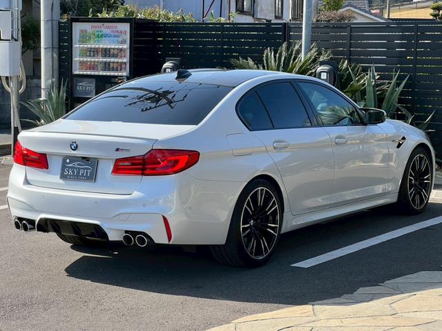 BMW M5 M5