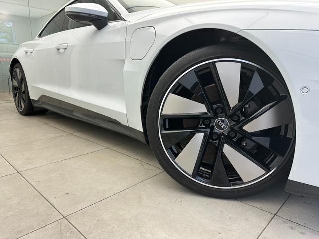 AUDI E-TRON GT QUATTRO BASE GRADE