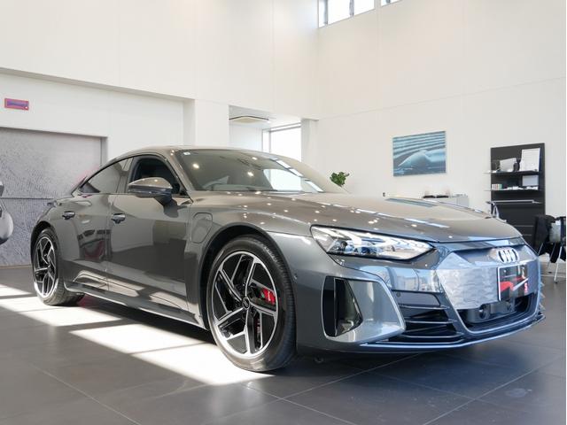 AUDI E-TRON GT QUATTRO BASE GRADE