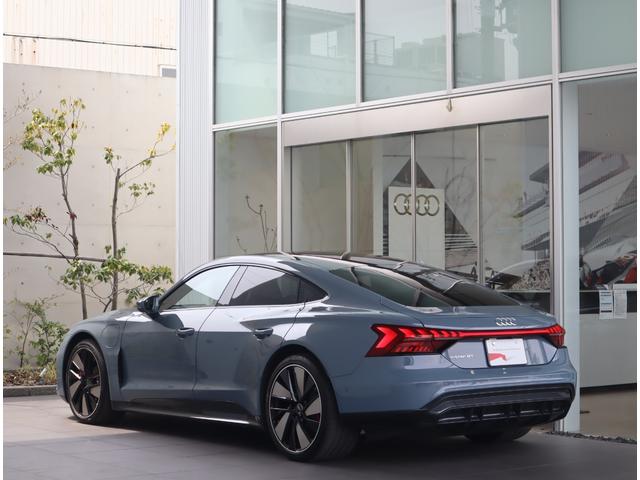 AUDI E-TRON GT QUATTRO BASE GRADE