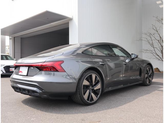 AUDI E-TRON GT QUATTRO BASE GRADE
