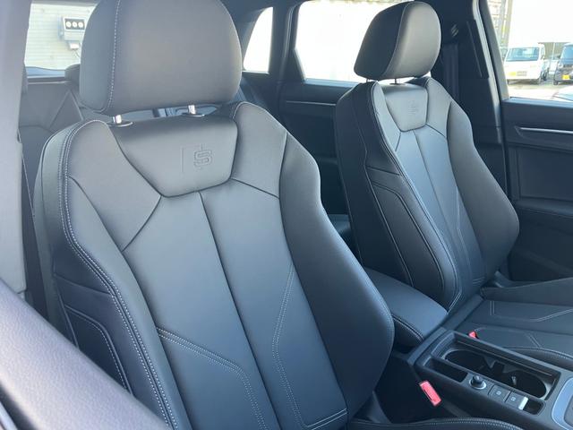 AUDI Q3 35 TFSI S LINE
