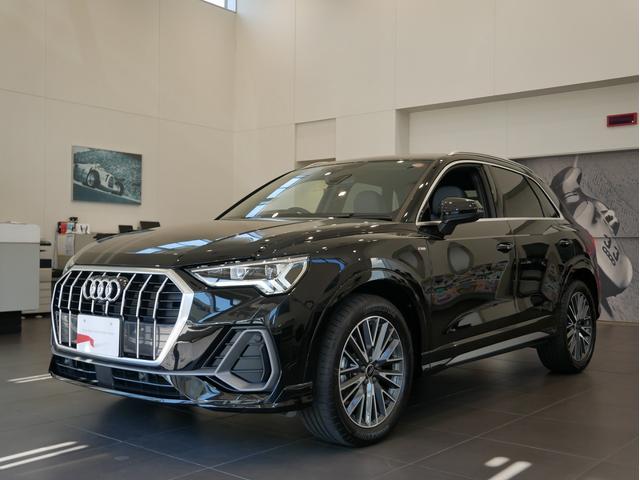 AUDI Q3 35 TFSI S LINE
