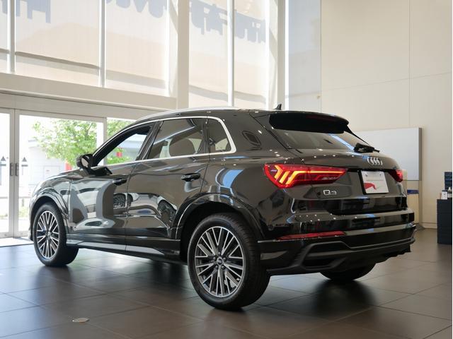 AUDI Q3 35 TFSI S LINE