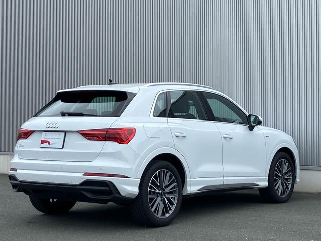 AUDI Q3 35 TFSI S LINE