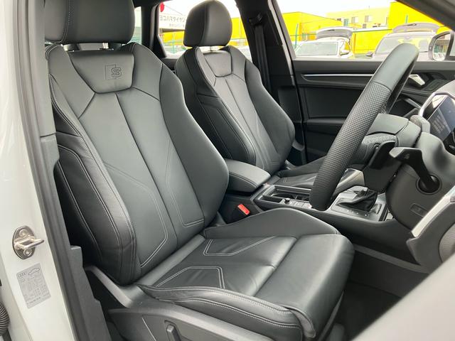 AUDI Q3 35 TFSI S LINE