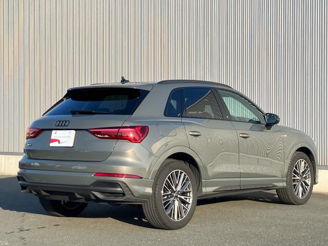 AUDI Q3 35 TFSI S LINE