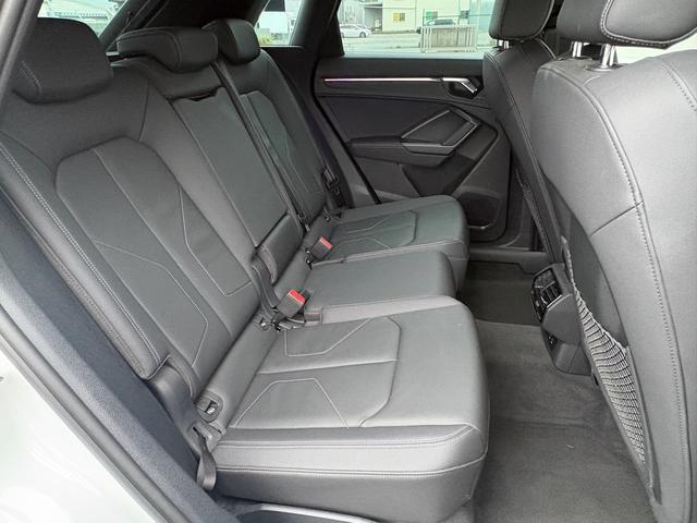 AUDI Q3 35 TFSI S LINE