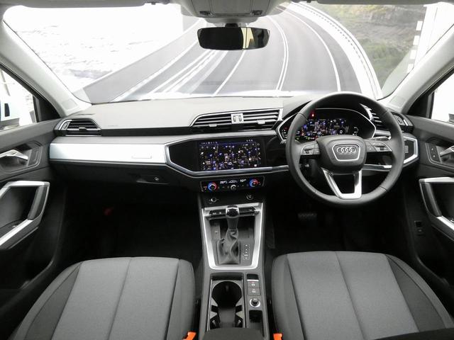 AUDI Q3 35 TFSI ADVANCED