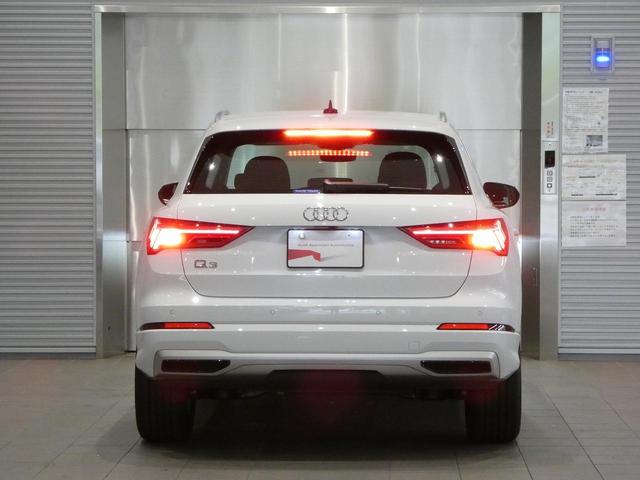 AUDI Q3 35 TFSI ADVANCED